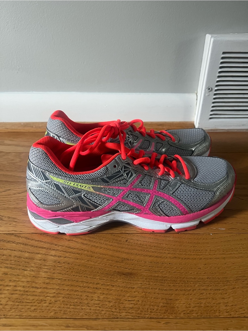 ASICS Women's Gray & Hot Pink Athletic Running Shoes